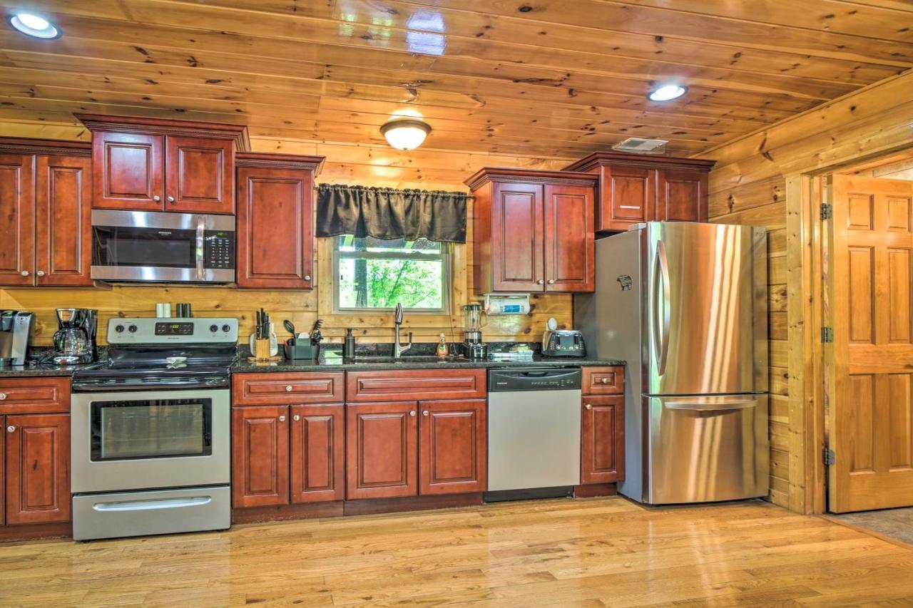 Pigeon Forge Cabin Sauna, Saltwater Pool And Views! Sevierville Buitenkant foto