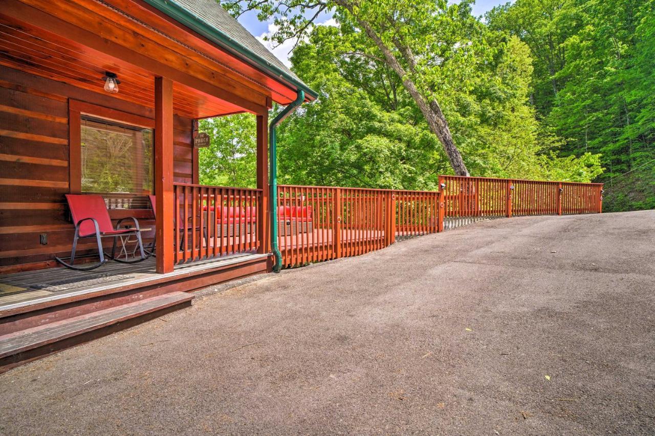 Pigeon Forge Cabin Sauna, Saltwater Pool And Views! Sevierville Buitenkant foto
