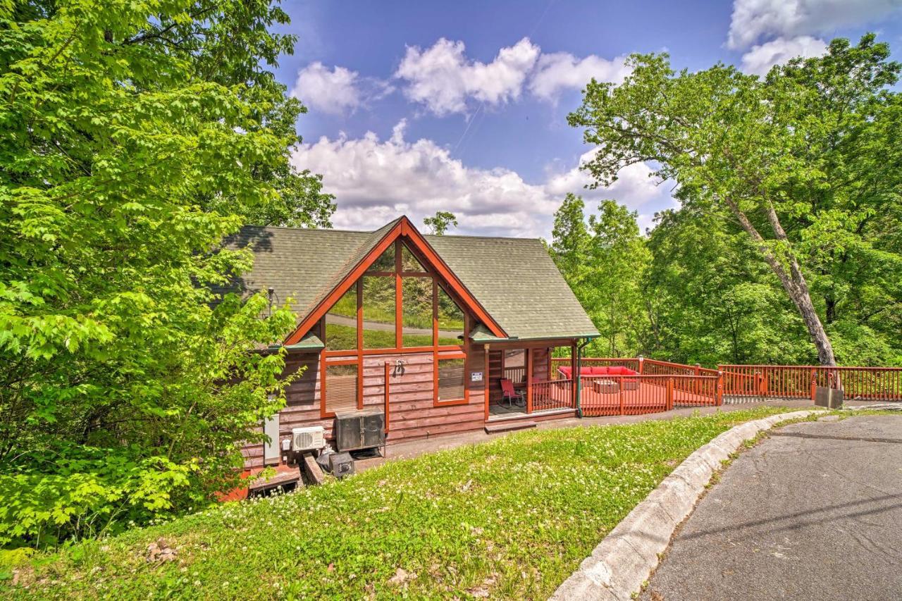 Pigeon Forge Cabin Sauna, Saltwater Pool And Views! Sevierville Buitenkant foto