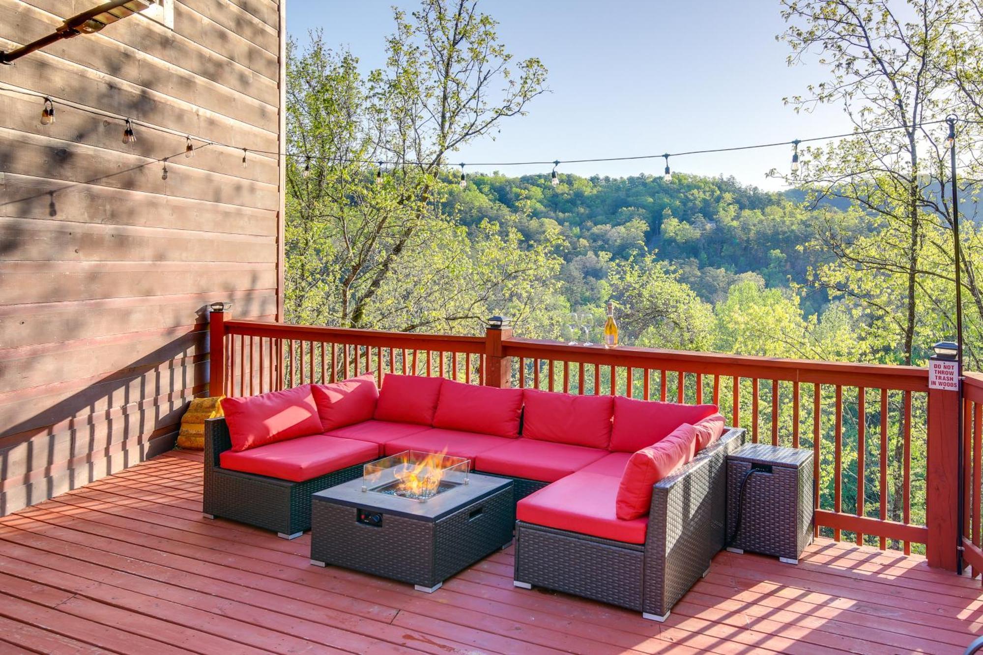 Pigeon Forge Cabin Sauna, Saltwater Pool And Views! Sevierville Buitenkant foto